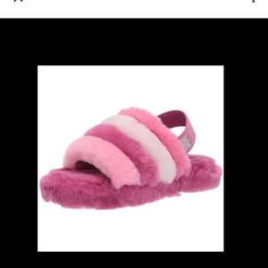 UGG furry sandal